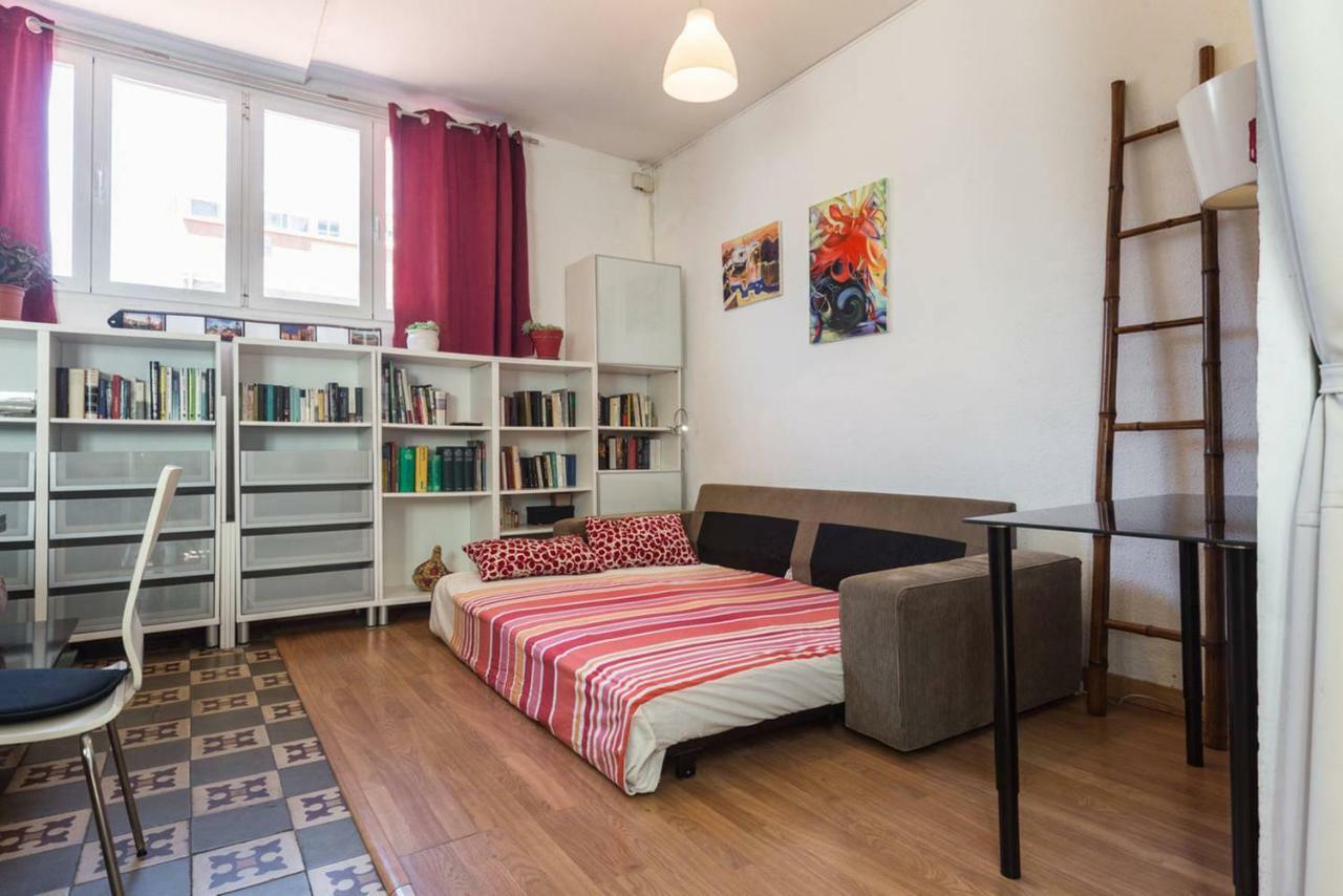Arrendamiento De Temporada En Ruzafa Apartment Valencia Ngoại thất bức ảnh